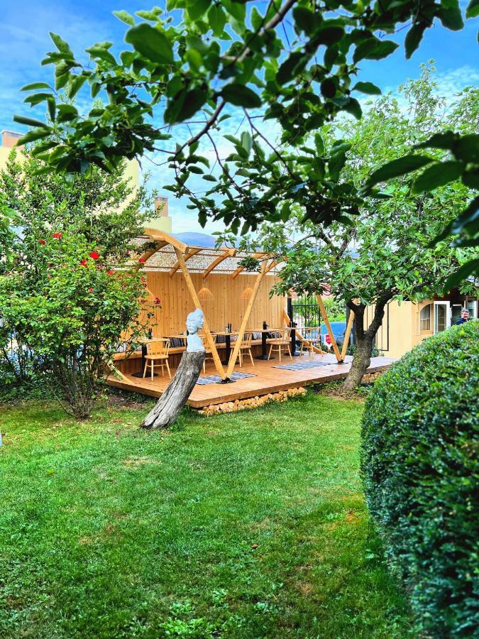 Friends Family Hotel Lozenets Εξωτερικό φωτογραφία