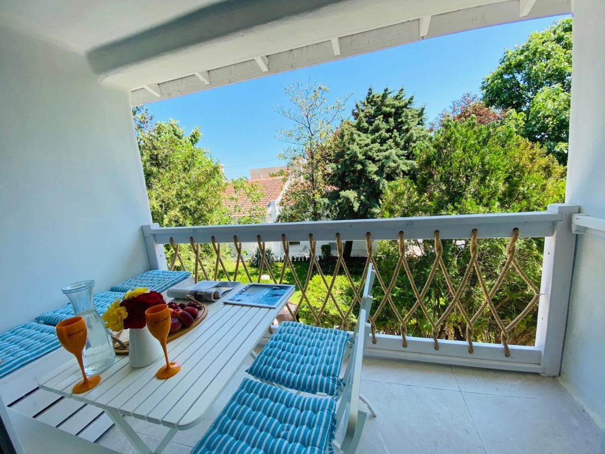Friends Family Hotel Lozenets Εξωτερικό φωτογραφία
